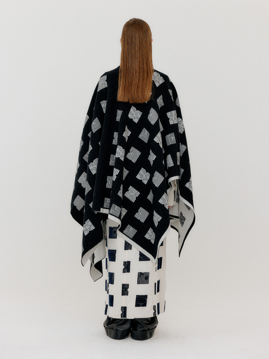 Eenk Vcape Logo Jacquard Knit Cape - Black/Ivory