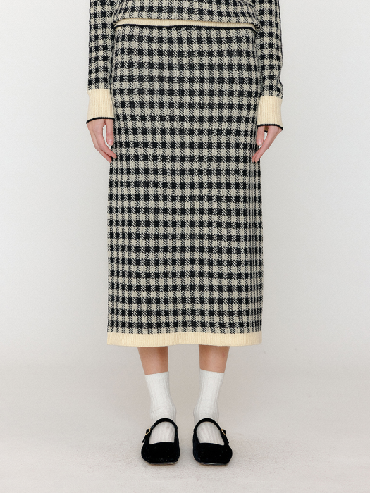 Eenk Vemily Gingham Check Knit Midi Skirt - Black/Ivory