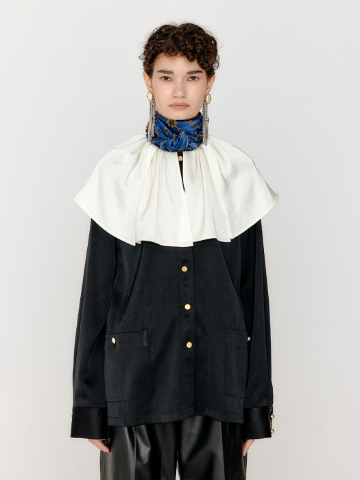 [EENK] Valerie Big Collared Blouse - Black/Ivory