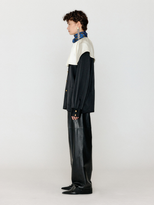 [EENK] Valerie Big Collared Blouse - Black/Ivory