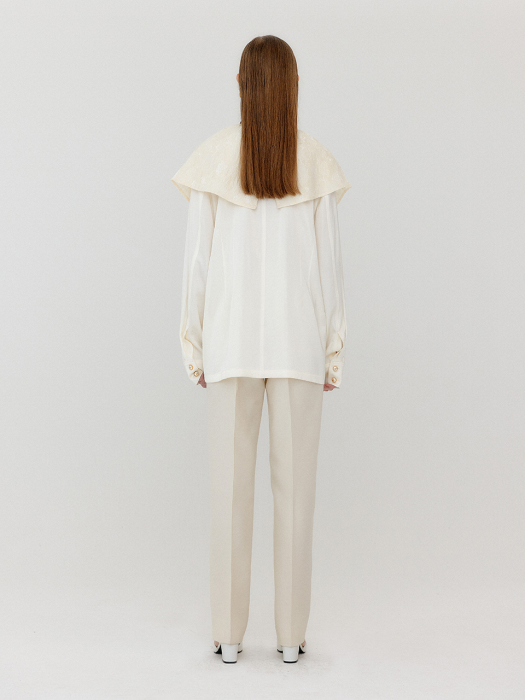 Eenk Valerie Big Collared Blouse - Ivory