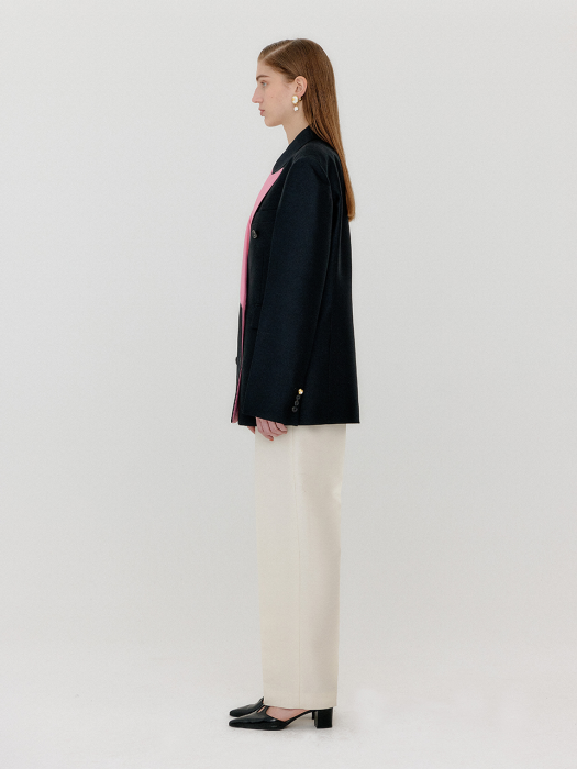 Eenk Vell Contrasted Collar Double-Breasted Blazer - Black/Pink