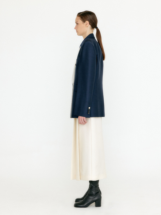 Eenk Vell Contrasted Collar Double-Breasted Blazer - Navy/Ivory