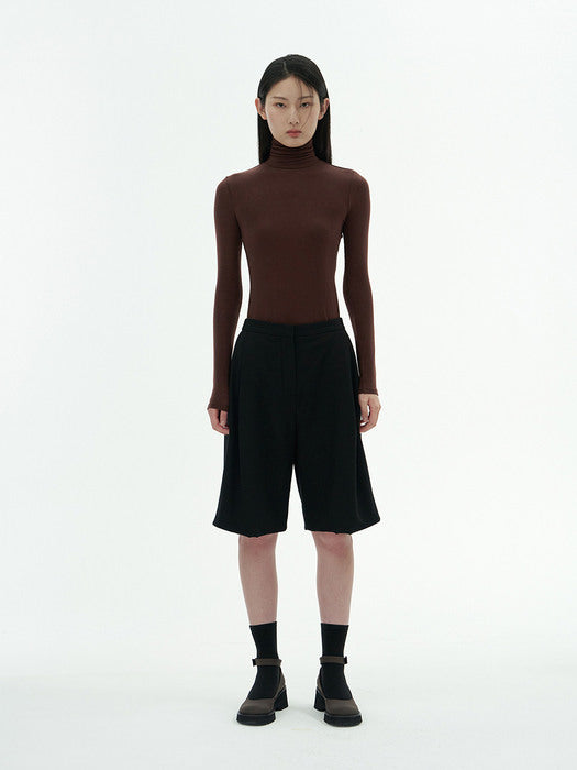 [amomento] PADDED GARCONNE SHORTS