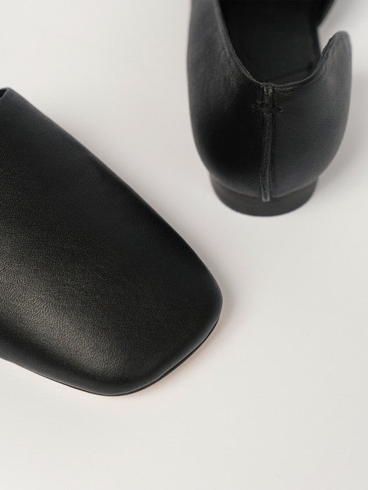 Shoes in black - Premium quality product image