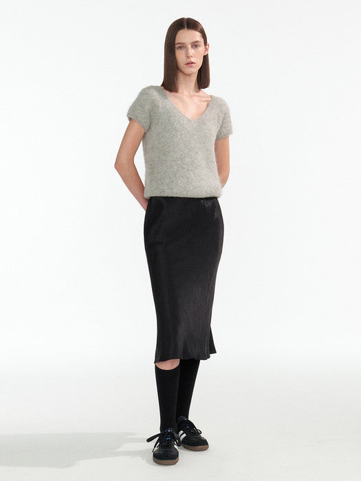 [nothing written] Satin flared skirt (Black)