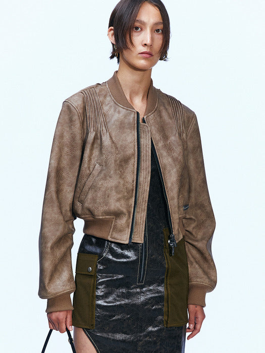 Clothing in beige - Premium quality product image