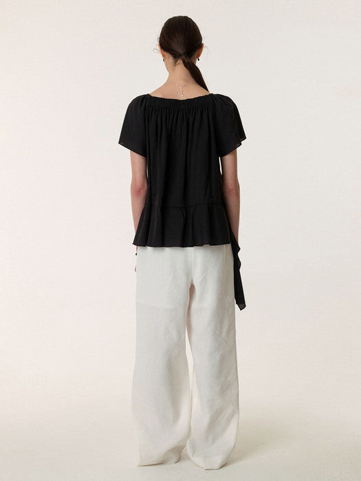 Kindersalmon Square Neck Ruffle Blouse Black