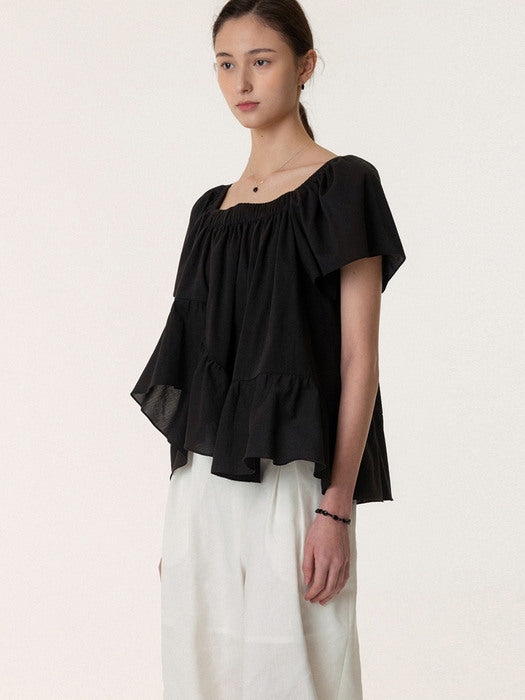 Kindersalmon Square Neck Ruffle Blouse Black