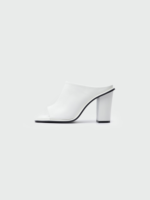 [EENK] Wunky Chunky Heeled Sandals - Ivory