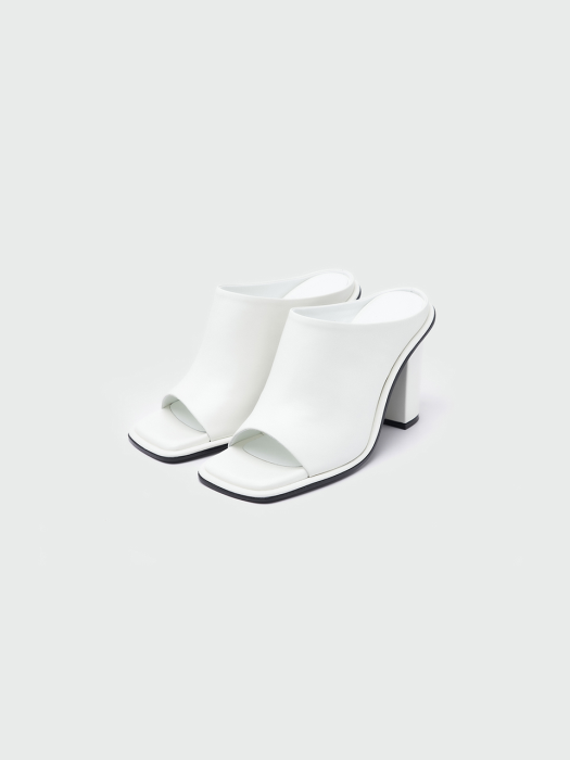 [EENK] Wunky Chunky Heeled Sandals - Ivory