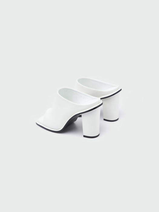 [EENK] Wunky Chunky Heeled Sandals - Ivory
