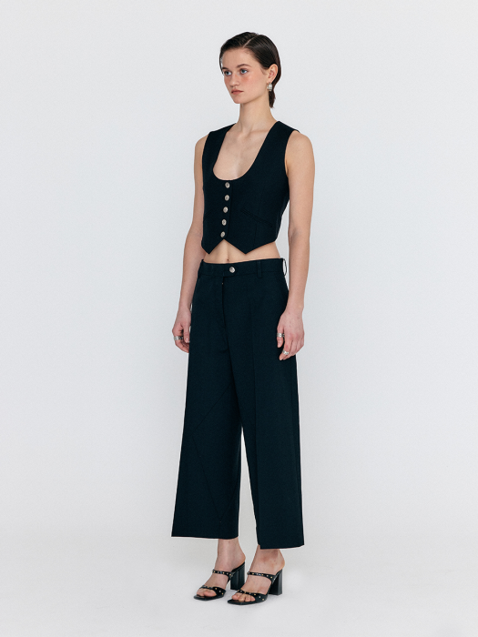 Eenk Wena U-Neck Mini Vest - Black