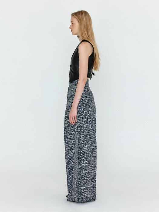 Eenk Weka Side-Tuck Wide Pants - Navy/Ivory Multi
