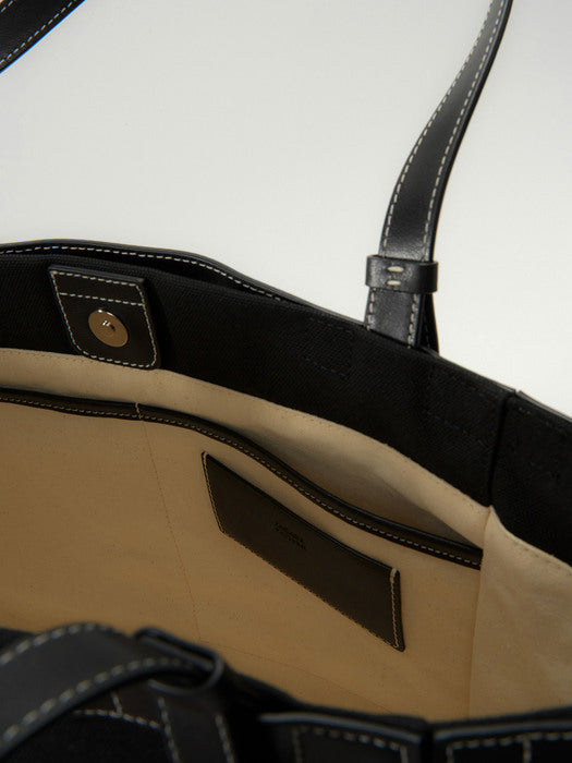 Facade Pattern Celery Bag black