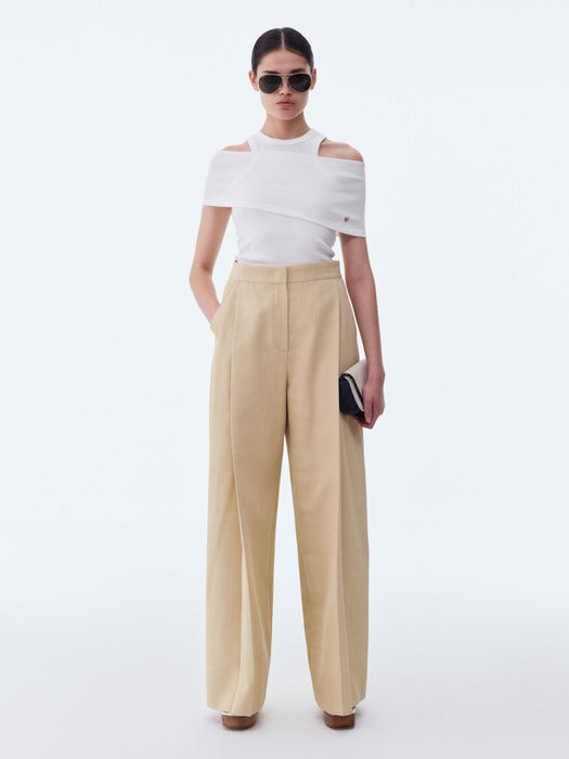 Clothing in beige - Premium quality product image