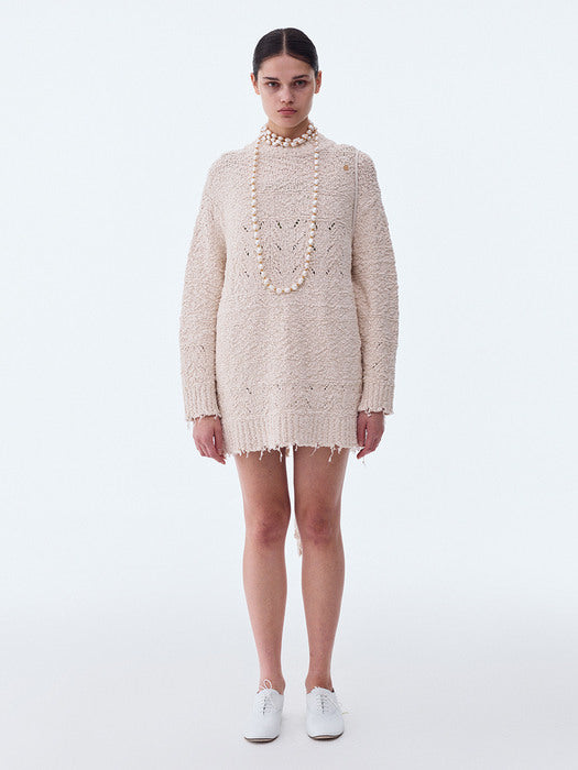 [recto] OPEN BACK CABLE OVER SWEATER (CREAM)