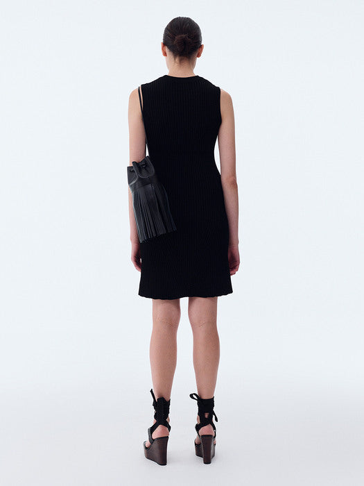 [recto] PEONY RIBBED KNIT DRESS (BLACK)