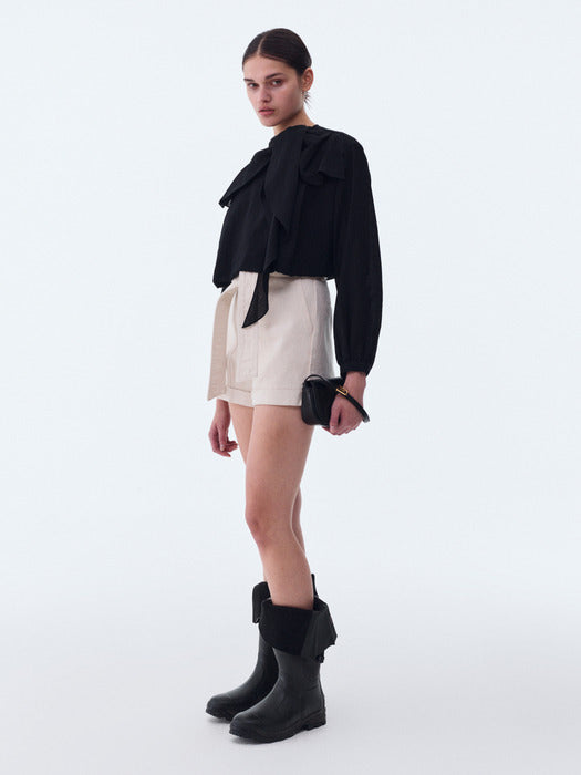 [recto] SHOULDER SCARF LAYER CROP BLOUSE (BLACK)