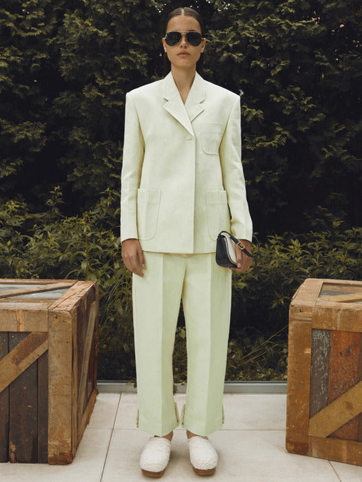 [recto] WAIST UP HEAVY COTTON HOURGLASS JACKET (ECRU)