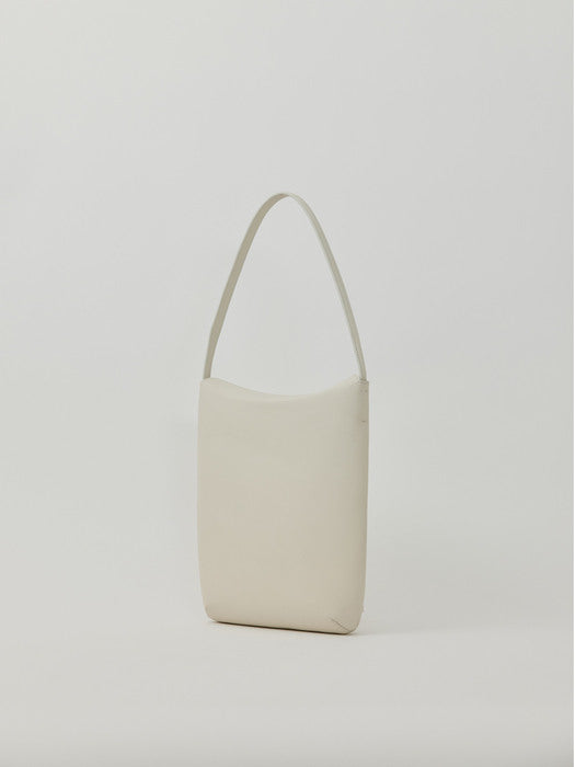 [moia] flat lune bag (bone)