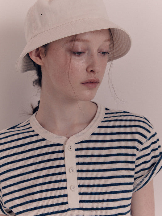[nothing written] Penico stripe t-shirt (Ivory)