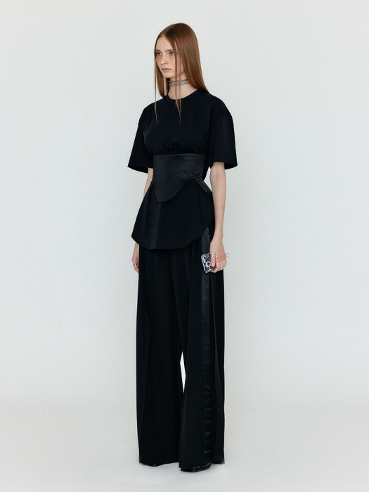 [EENK] Wili Two-Tuck Wide Pants - Black