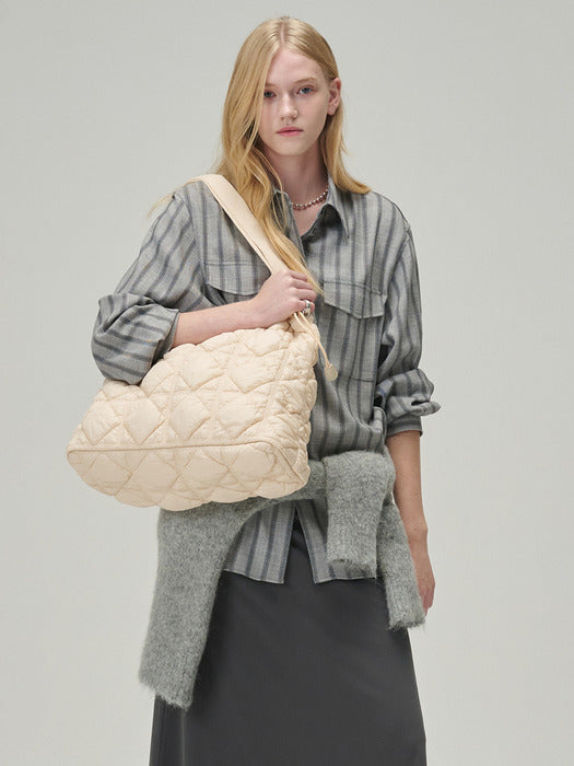 Carlyn Weekender