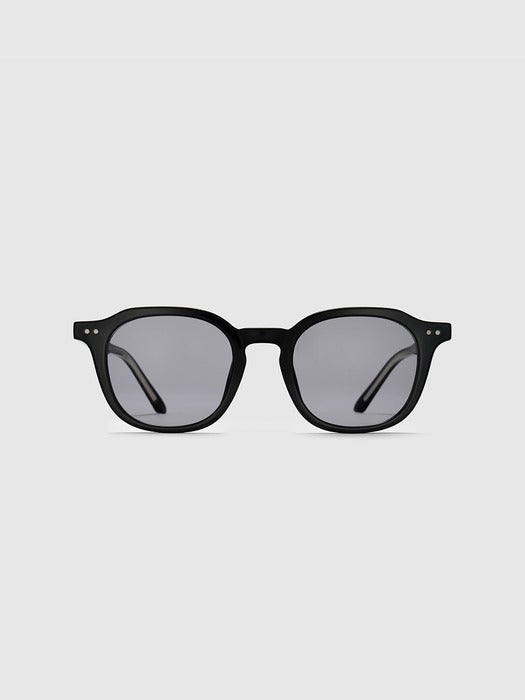 Sunglasses in black - Premium quality product image