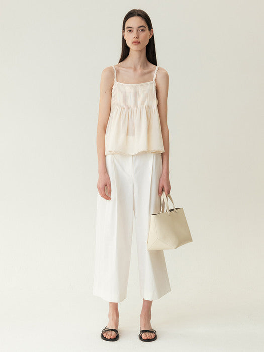 Kindersalmon Pintuck Lace Sleeveless Top Cream