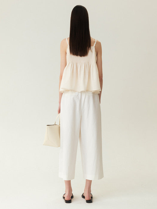 Kindersalmon Pintuck Lace Sleeveless Top Cream