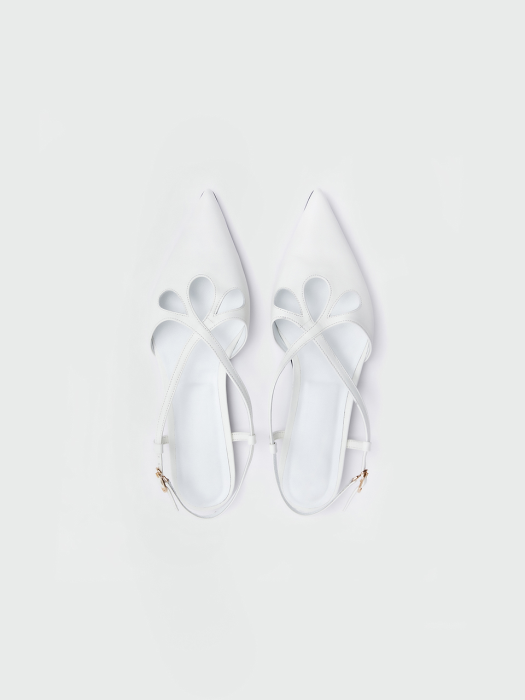 Eenk Winsely Point Toe Cross-Strap Flat Sandals - Ivory