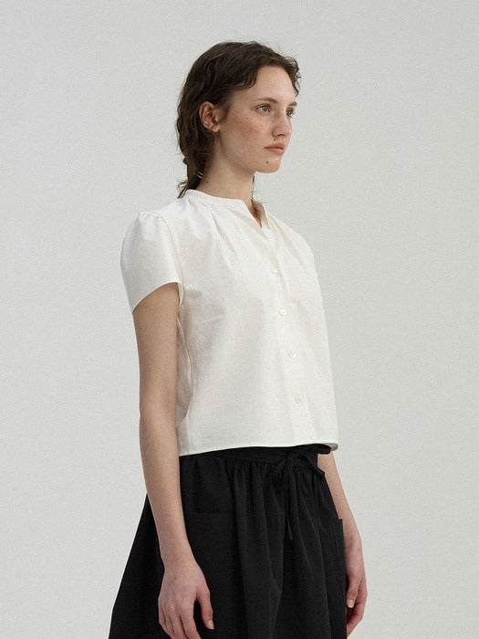 Nothing Written Pome puff sleeve shirt (White)