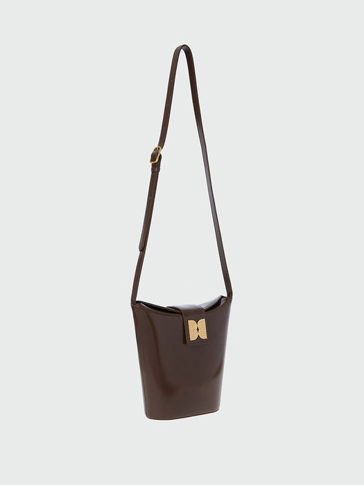Eenk Hobart Folded Top Bucket Bag - Brown