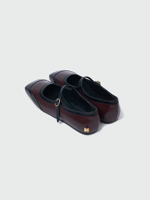 Eenk Xava Square Toe Color Blocked Mary-Jane Flats - Burgundy/Black