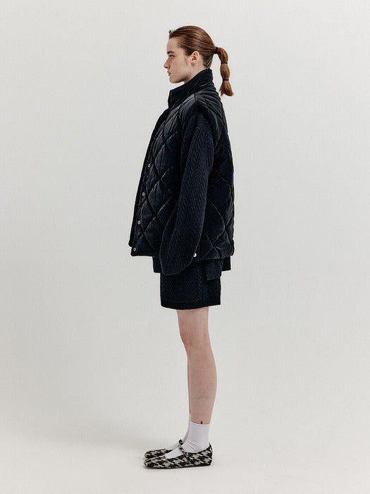 Eenk Xyn Oversize Quilted Texture Vest - Black