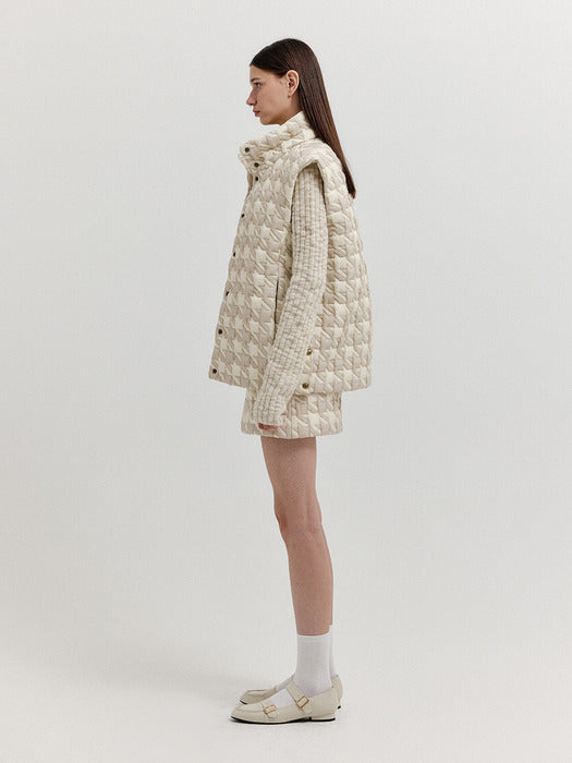 Eenk Xyn Oversize Quilted Texture Vest - Ivory