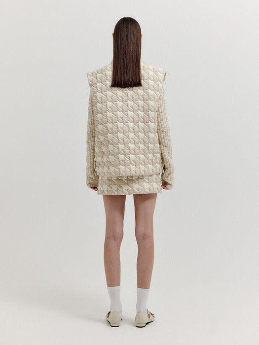 Eenk Xyn Oversize Quilted Texture Vest - Ivory