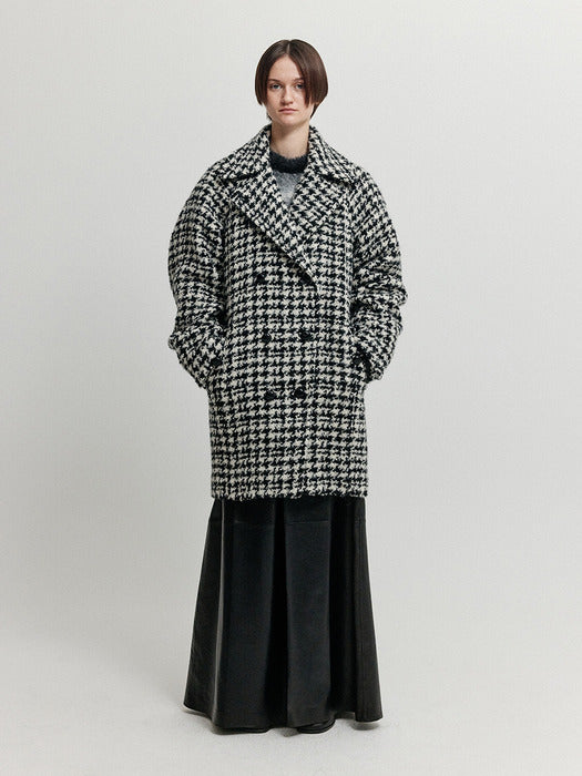 Eenk Xase Oversized Pea Coat - Black / Ivory