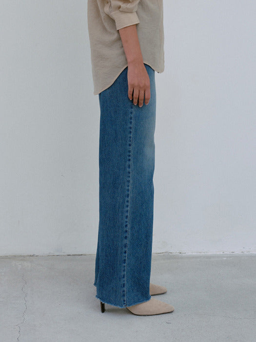 Shoes in beige - Premium quality product image