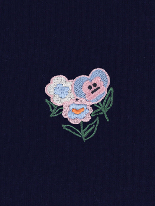 [ambler] Flower heart Over fit Sweatshirt AMM1107 (Navy)