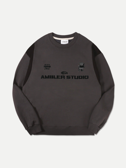 [ambler] Soccer bear Over fit Sweatshirt AMM1108 (Dark-Gray)