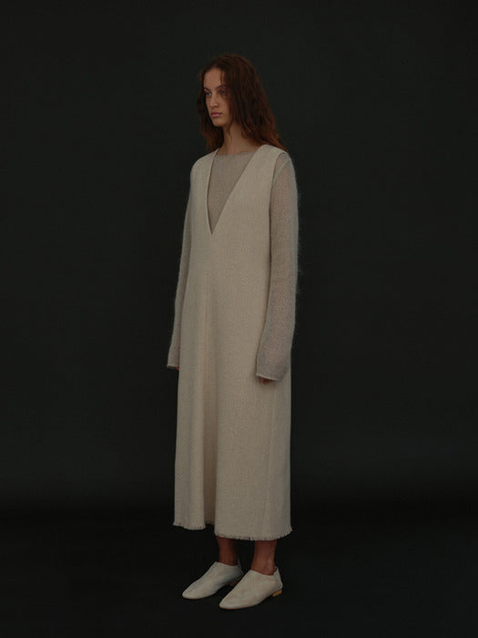 Clothing in beige - Premium quality product image