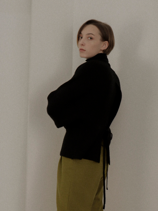 [TILLIDIE] Back Strap Soft Knit(Ivory,Black)