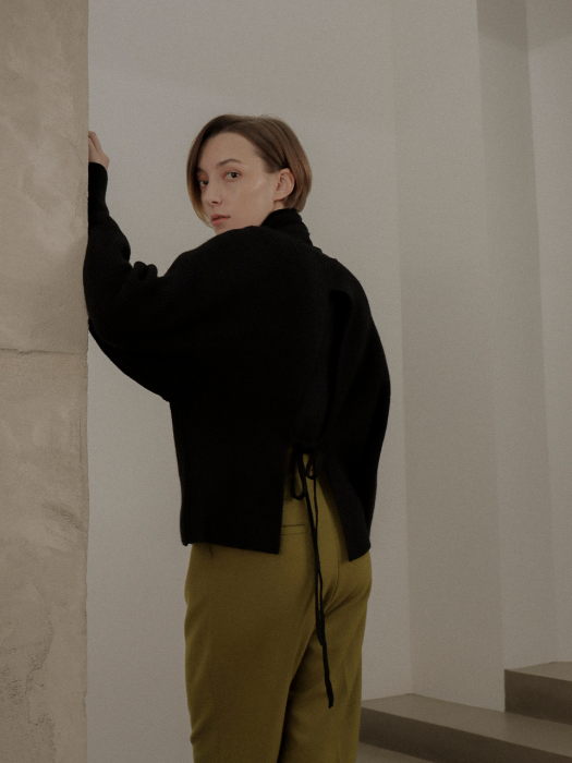 [TILLIDIE] Back Strap Soft Knit(Ivory,Black)