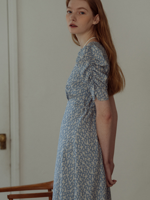 [TILLIDIE] V-neck shirring OPS(Skyblue)