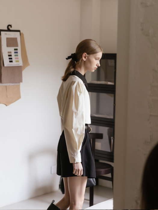 [TILLIDIE] Coloring volume puff blouse(Cream)