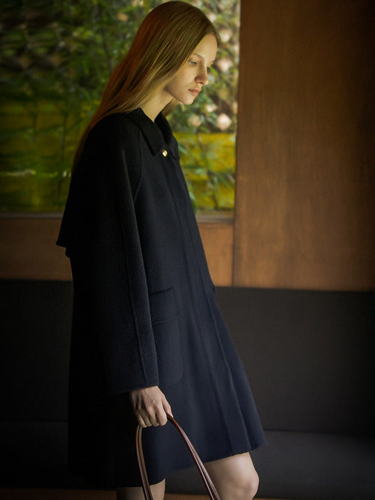Tillidie Handmade gold button point coat Navy
