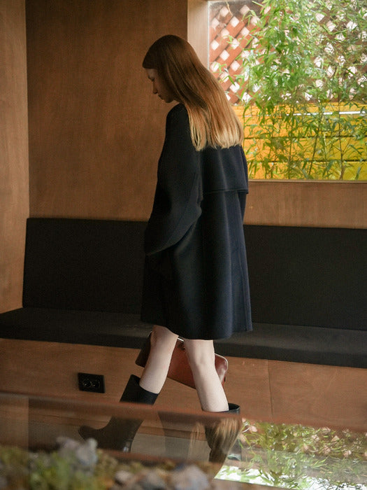 Tillidie Handmade gold button point coat Navy