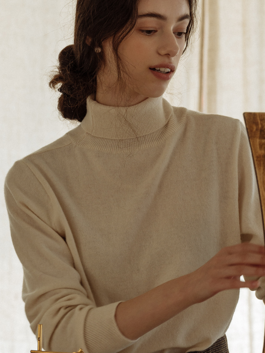 [TILLIDIE] Cashmere soft turtle neck_Ivory